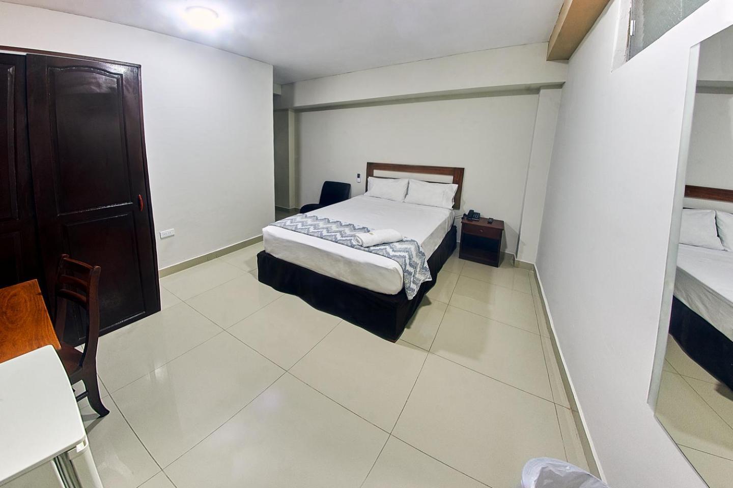 Hotel America Pucallpa Szoba fotó